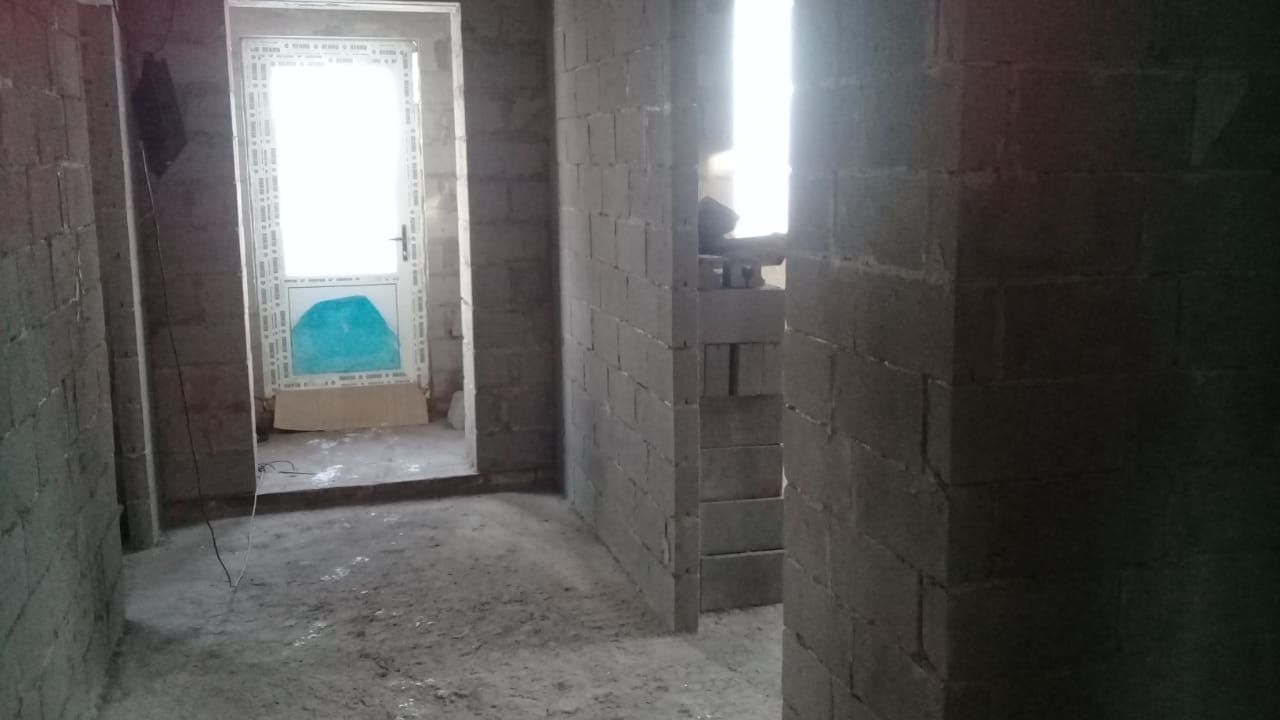 Продаётся недостроенный дом из керамзитных блоков в Яна Юле - ФОТО