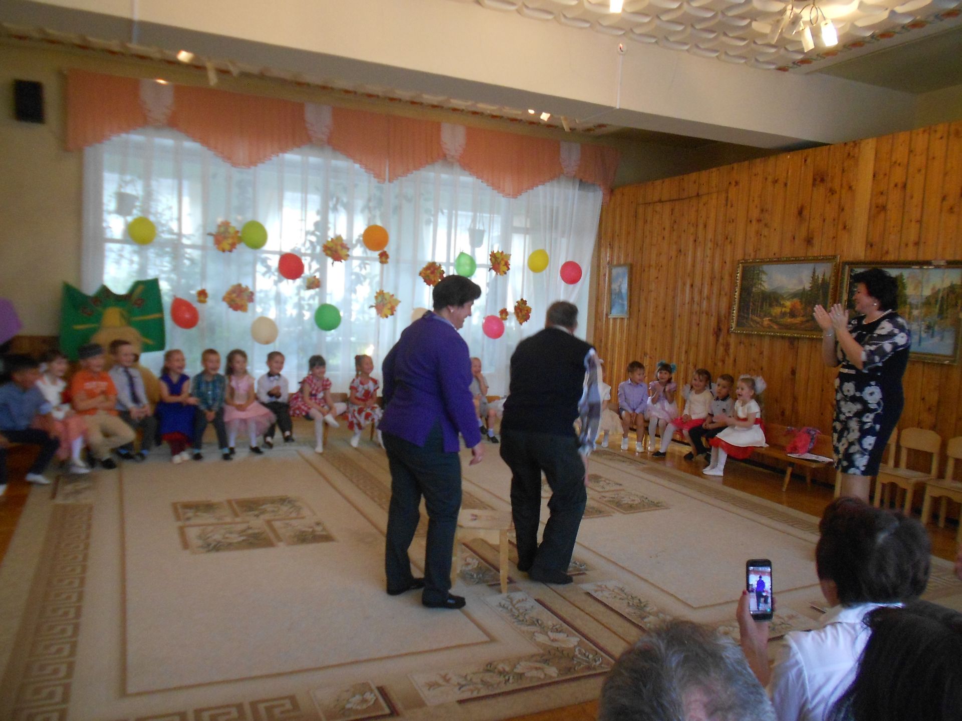 Бүген “Әкият” балалар бакчасында Өлкәннәр көне узды