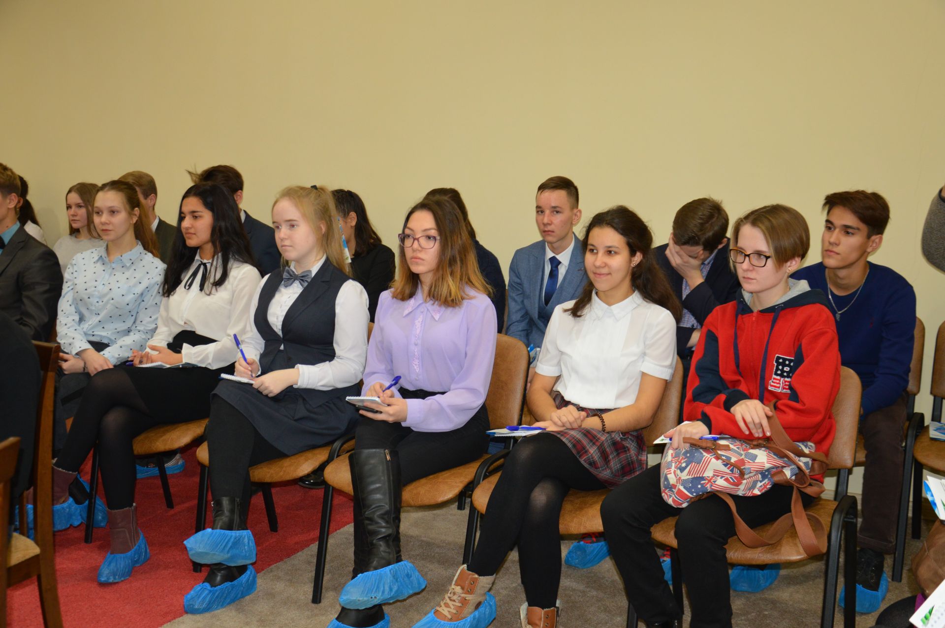 Азнакаевские старшеклассники изучили историю успеха предпринимателей - ФОТО