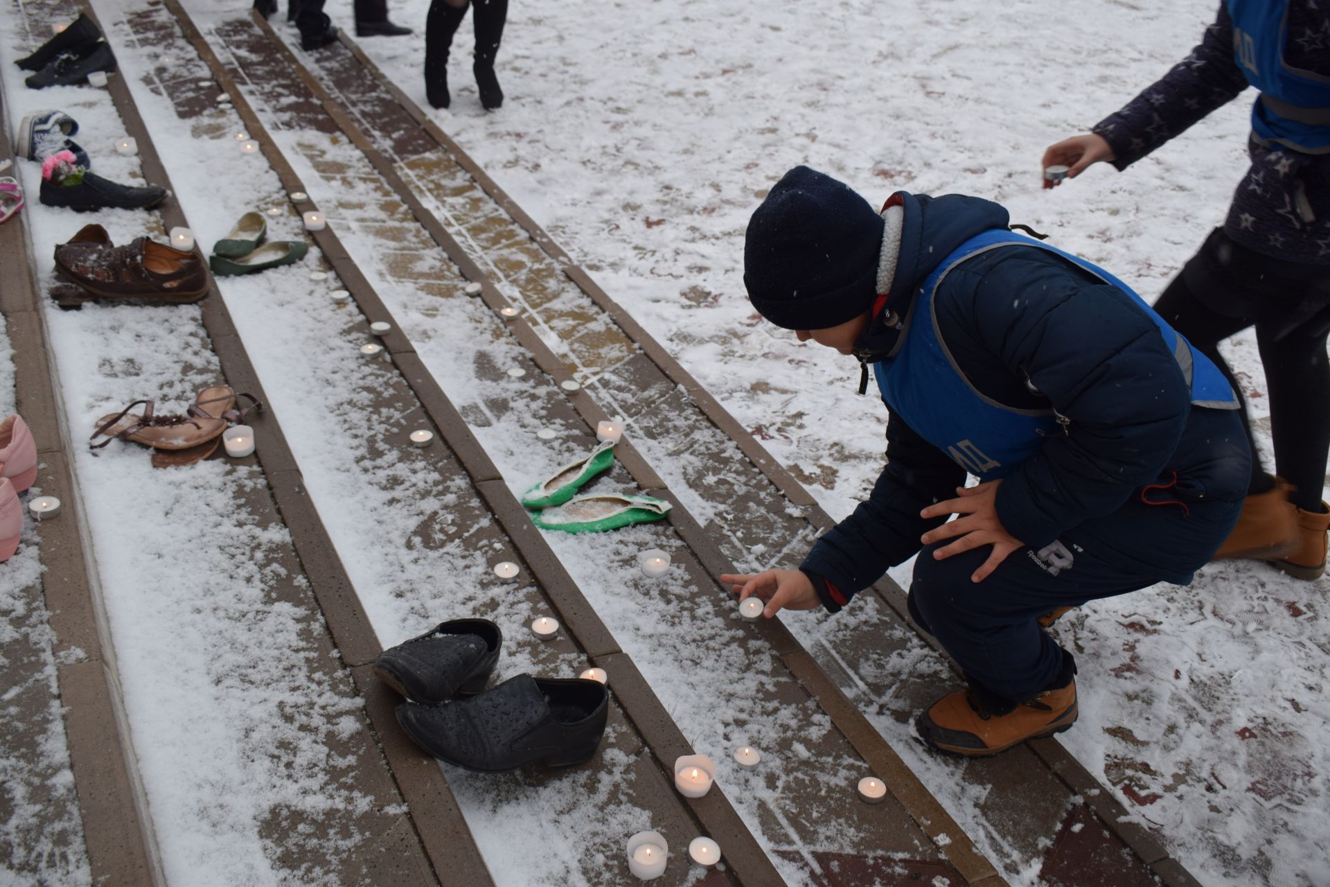 В Азнакаево почтили память жертв дорожно-транспортных происшествий - ФОТО