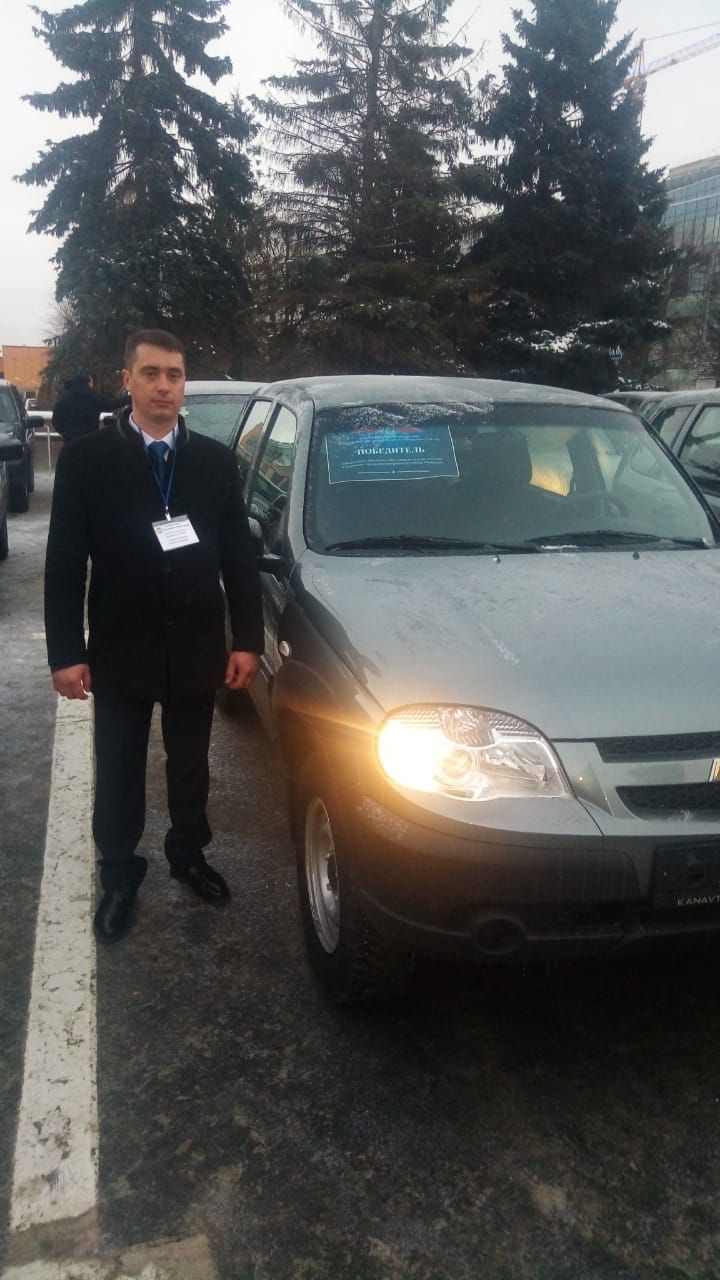 Азнакаевский район получил от Президента республики четыре автомобиля