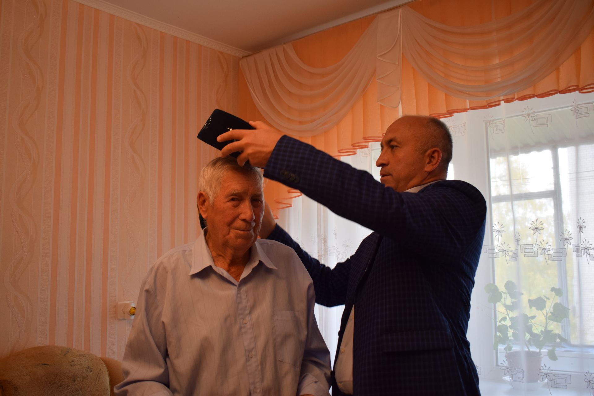 Күренекле артистыбызның абыйсы Нурулла Шакиров 90 яшен үткәрде