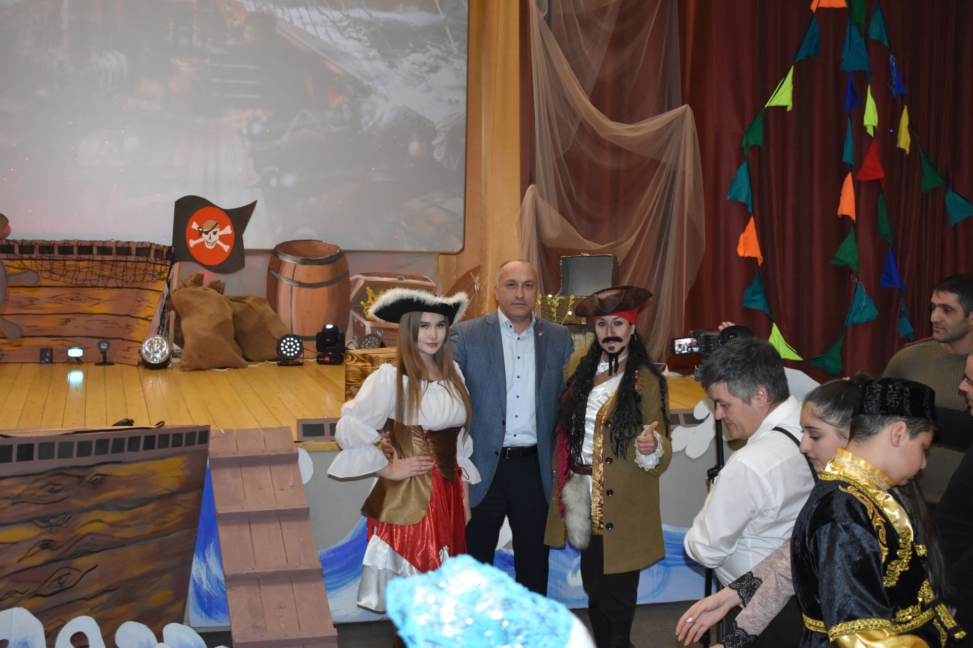 В Доме Дружбы народов г.Азнакаево о состоялся Новогодний праздник для детей мигрантов (ФОТО)
