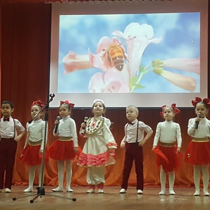 Азнакайда иң яхшы балалар бакчасы баласын сайлыйлар - ФОТО