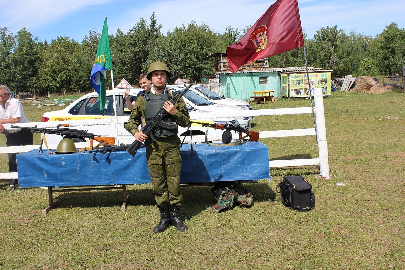 Военно – патриотический лагерь «Родина» в Азнакаево - ФОТО