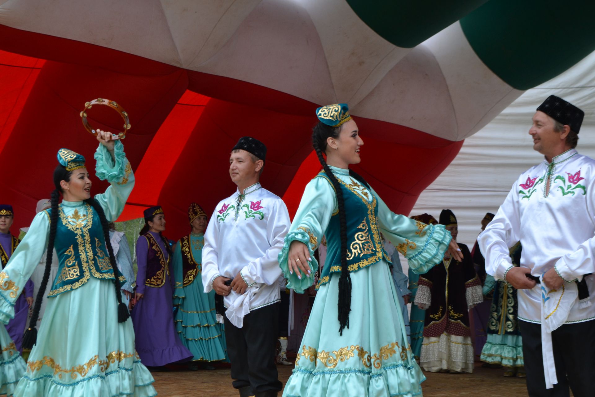 В Азнакаево состоялся Международный фестиваль «Чатыр-Тауда жыен»