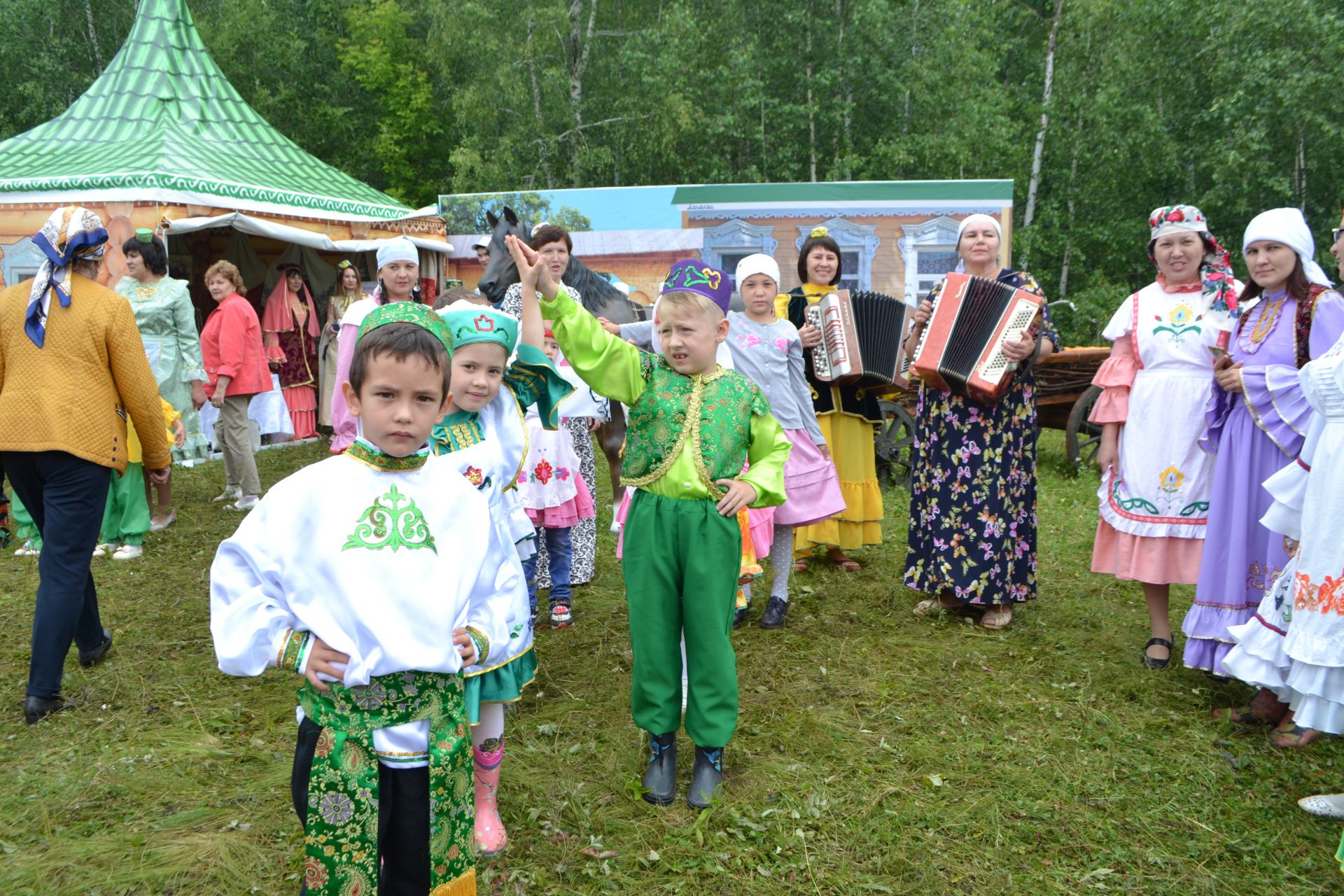 В Азнакаево состоялся Международный фестиваль «Чатыр-Тауда жыен»