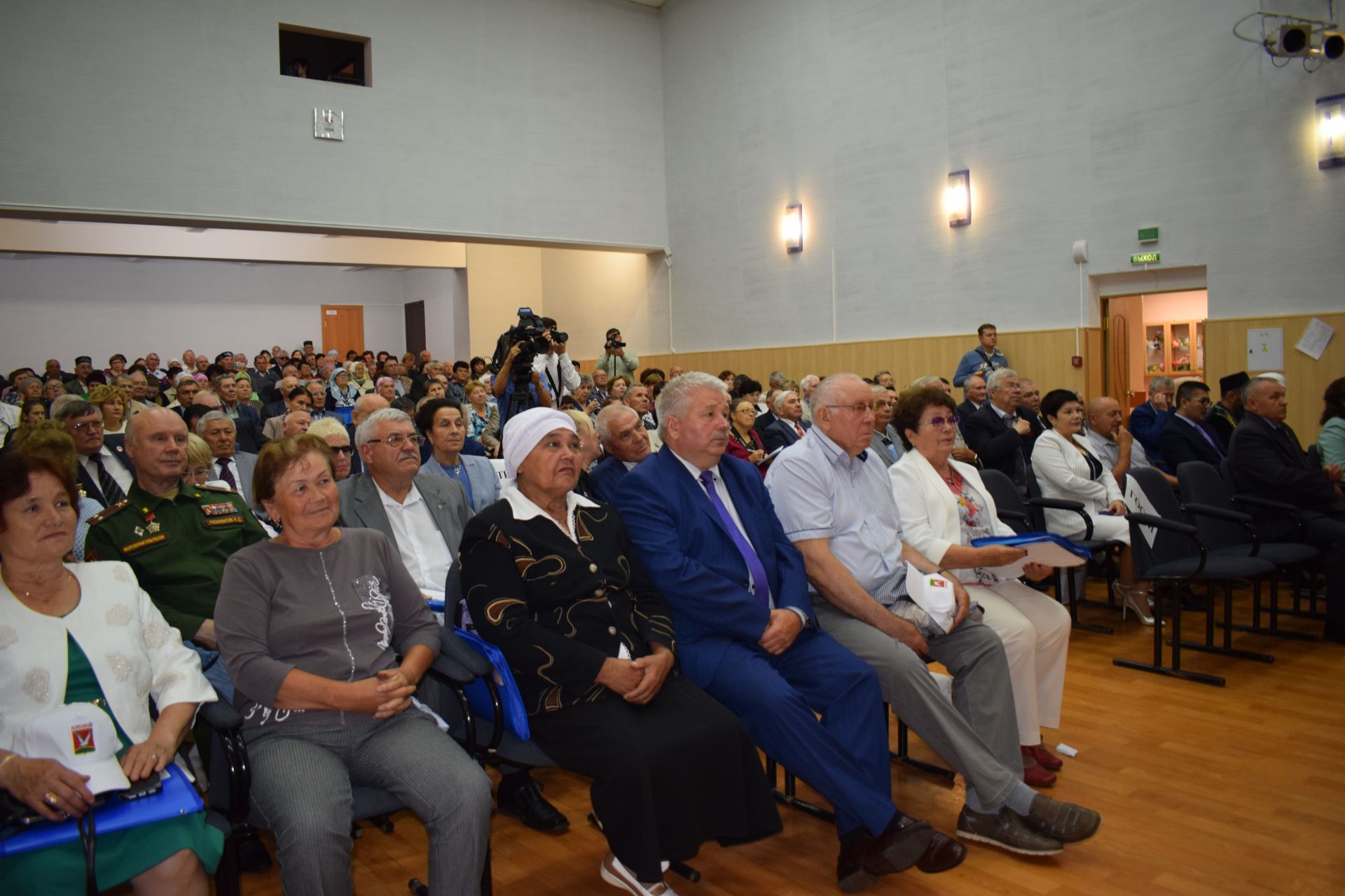 Ветераны всей республики собрались на совещание в Азнакаево - ФОТОРЕПОРТАЖ