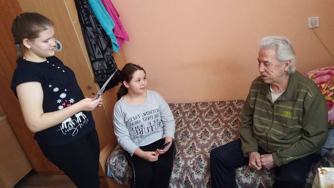 Азнакаевские учащиеся порадовали жителей дома-интерната для престарелых и инвалидов