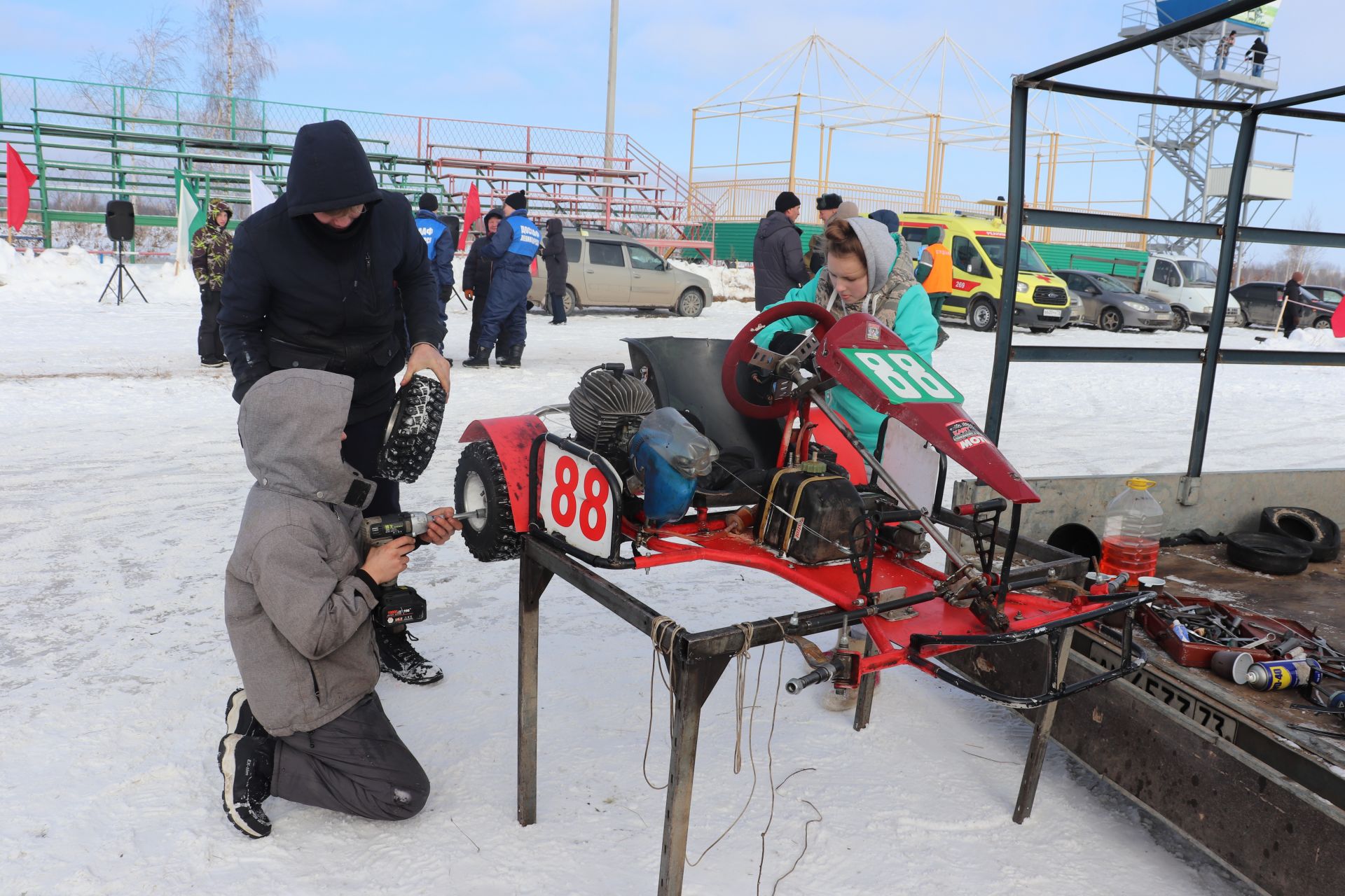 В Азнакаево прошли соревнования по картингу (ФОТО+ВИДЕО)