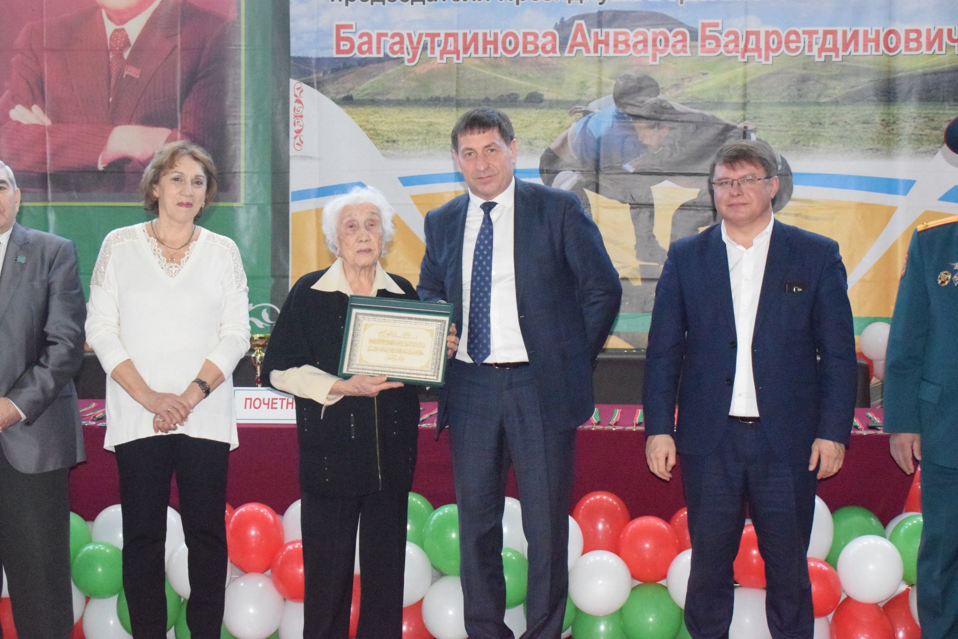 В Азнакаево прошел турнир по борьбе корэш памяти Анвара Багаутдинова