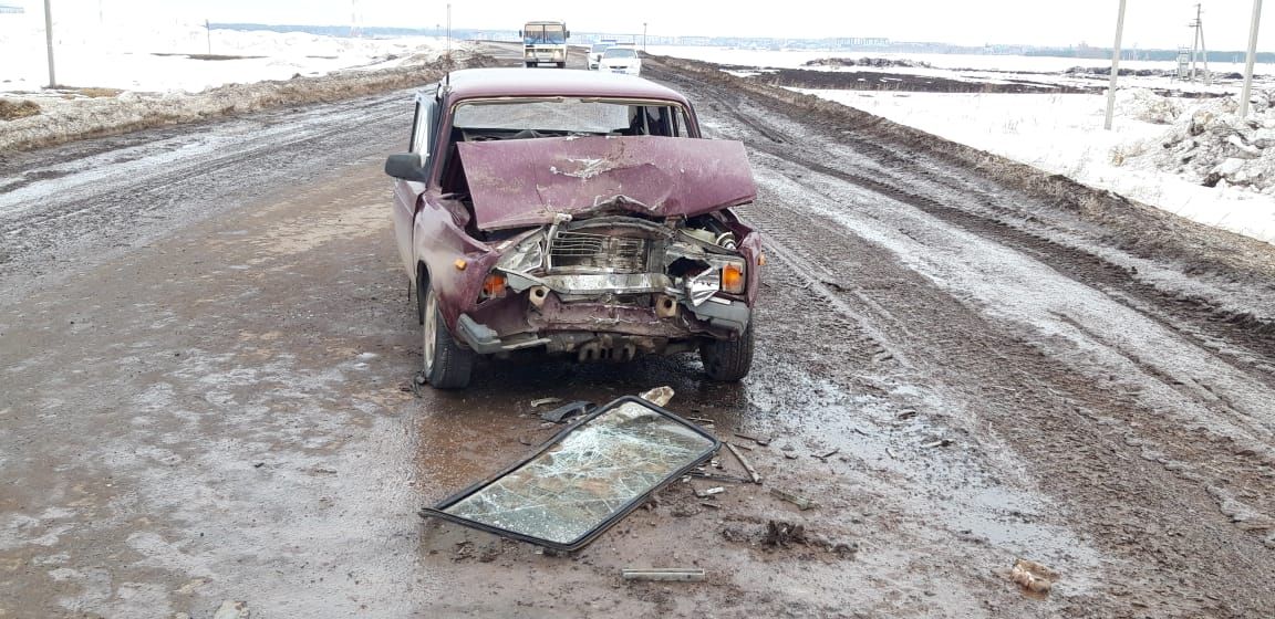 В Азнакаево в ДТП с КамАЗом пострадали пять человек (ФОТО)