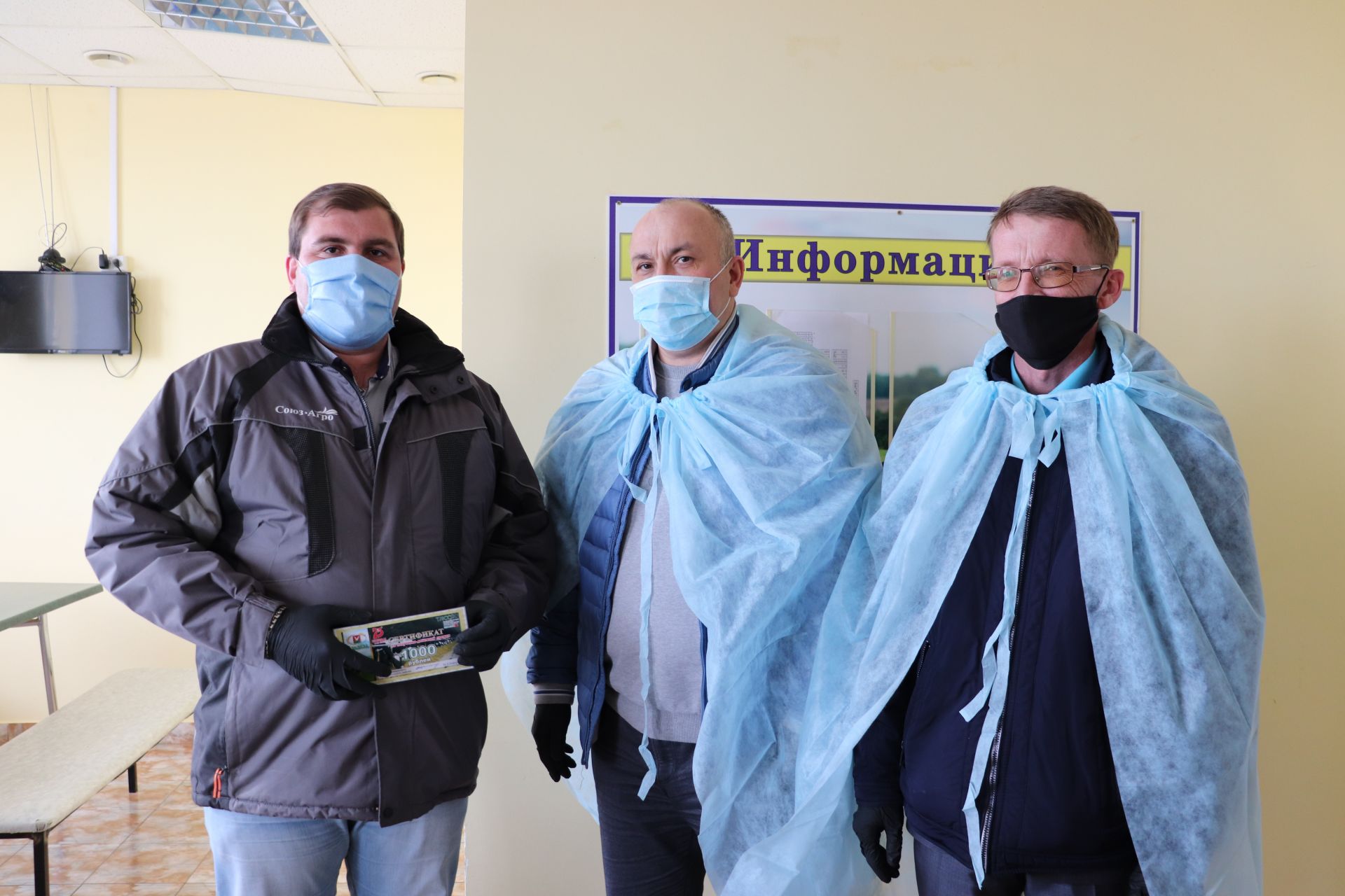 В Азнакаевском районе начали вручать сертификаты животноводам