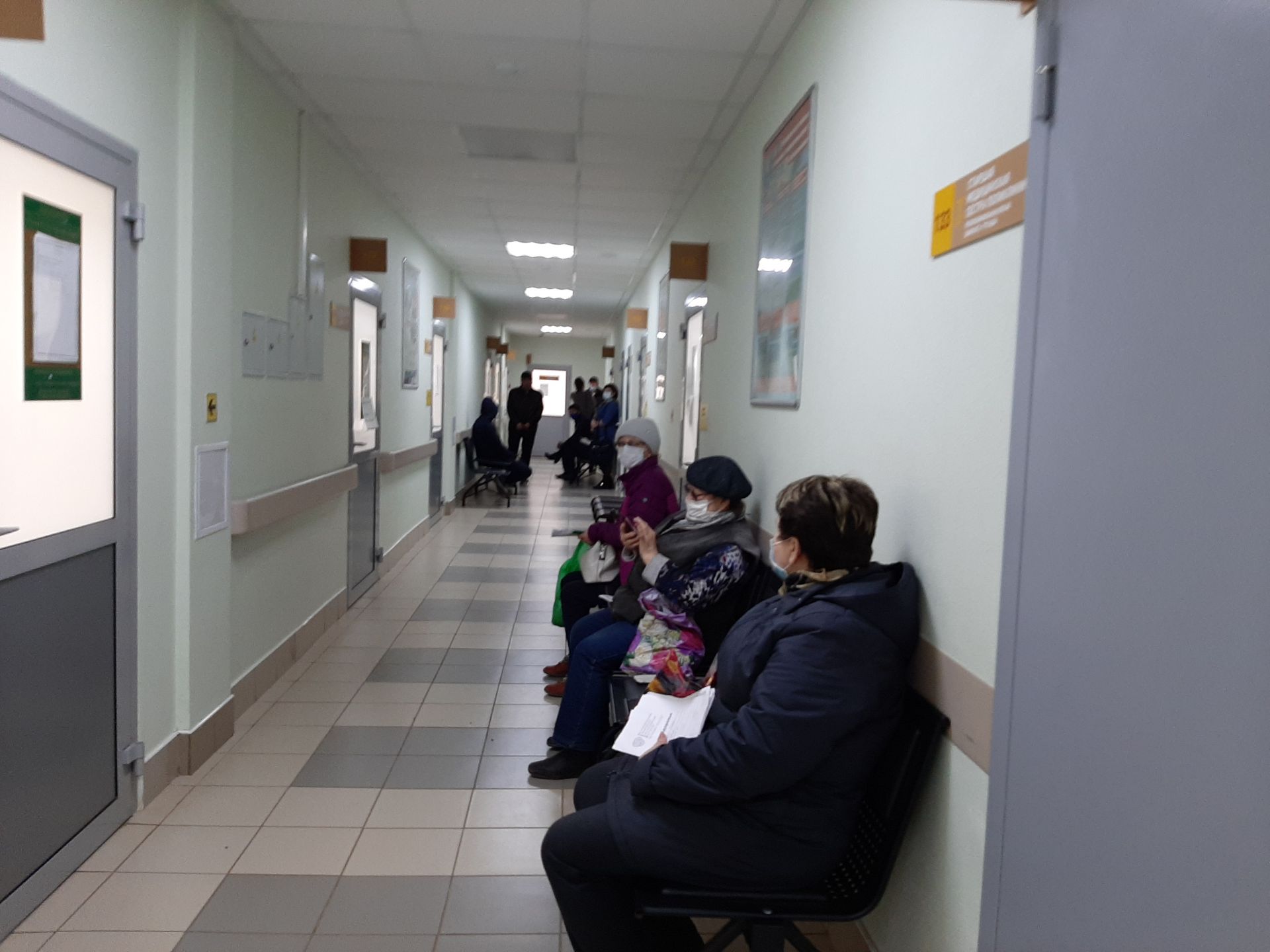 Руководители Азнакаевского района провели проверку выполнения норм обслуживания населения (ФОТО+ВИДЕО)