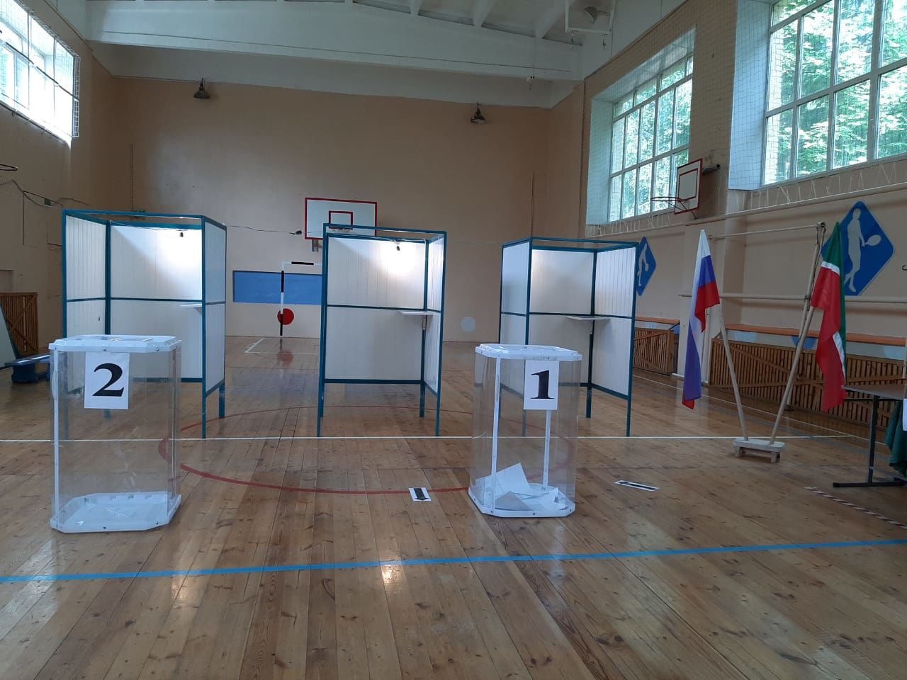Наблюдатели удовлетворены ходом голосования на избирательном участке №521