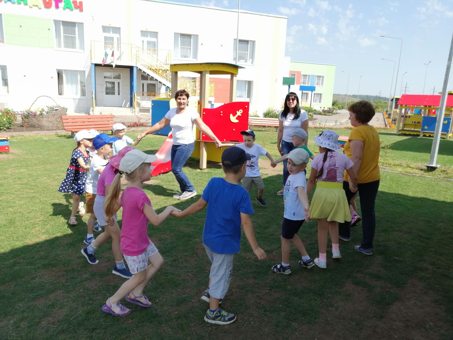 В Азнакаево в рамках фестиваля «Uen Fest» провели татарские народные игры