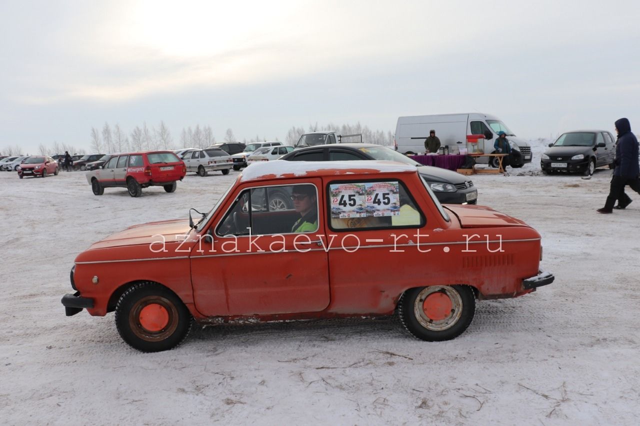 В Азнакаево прошел фестиваль кроссовых автомобилей