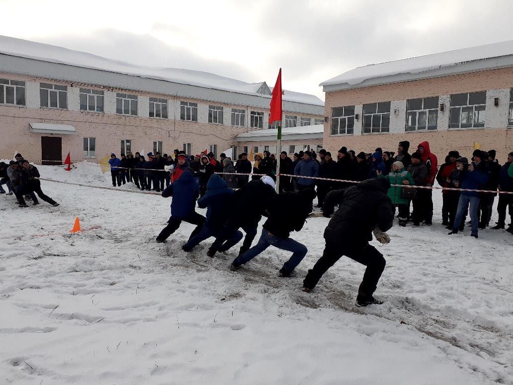 Азнакай яшьләре кышкы спартакиадага әзерләнә