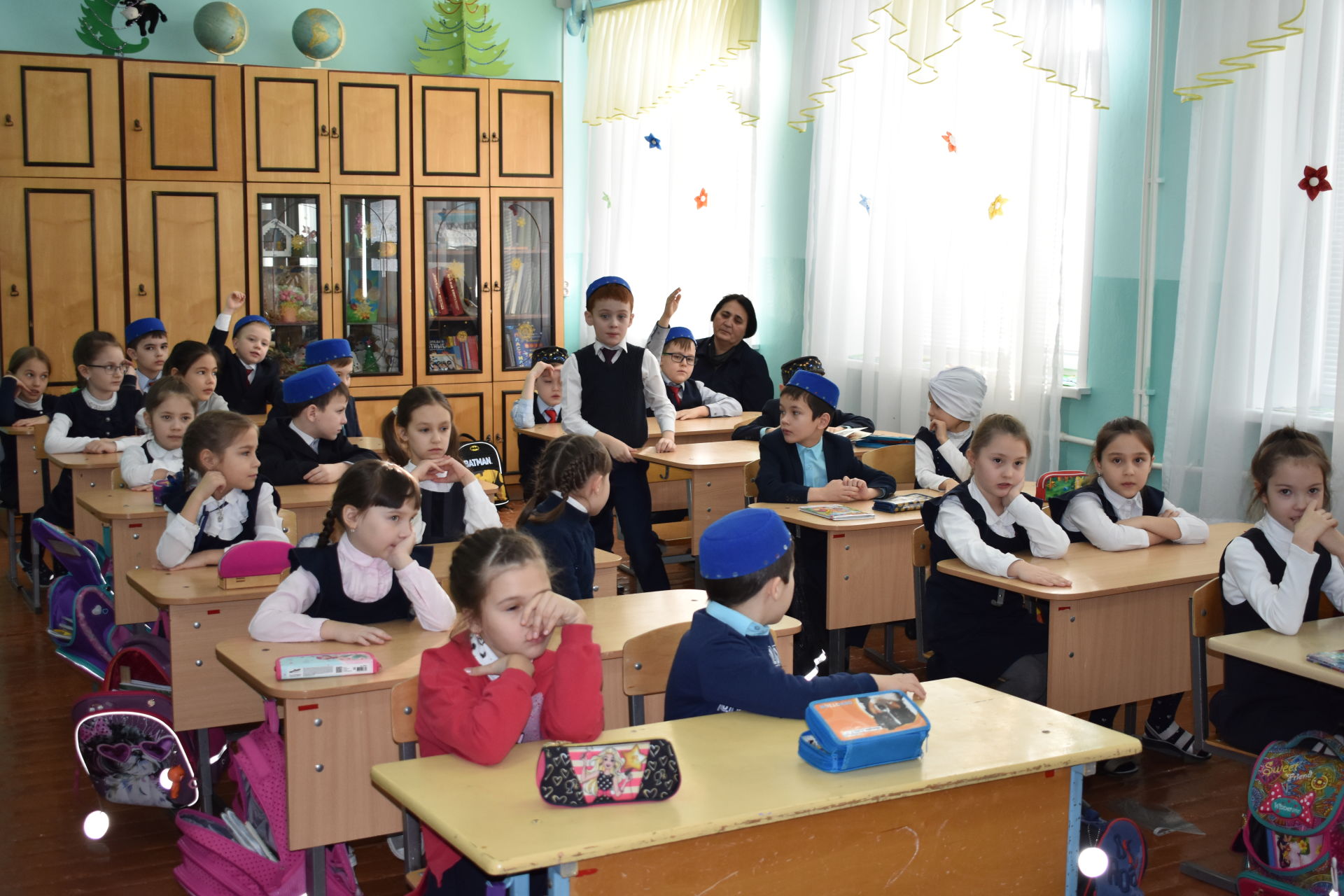 В гимназии города Азнакаево провели Урок дружбы и согласия