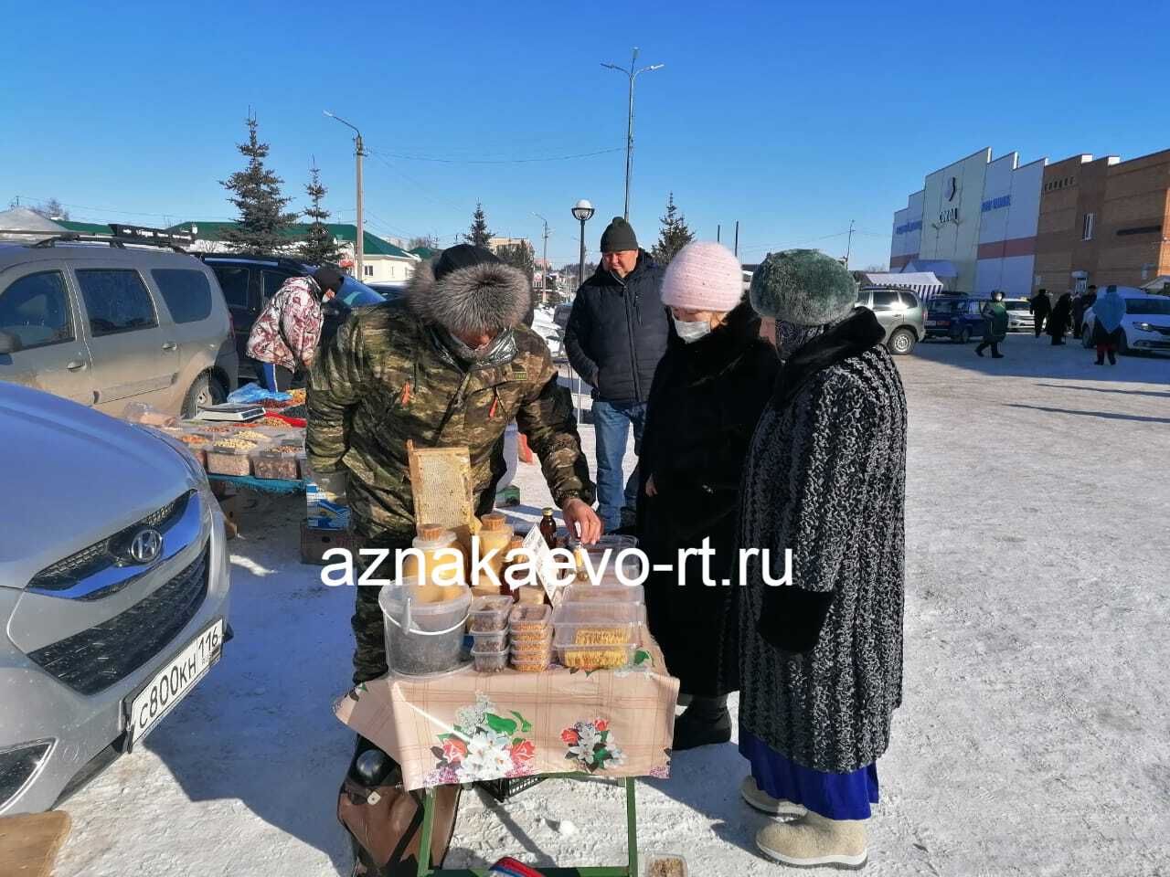 В Азнакаево отпраздновали Масленицу