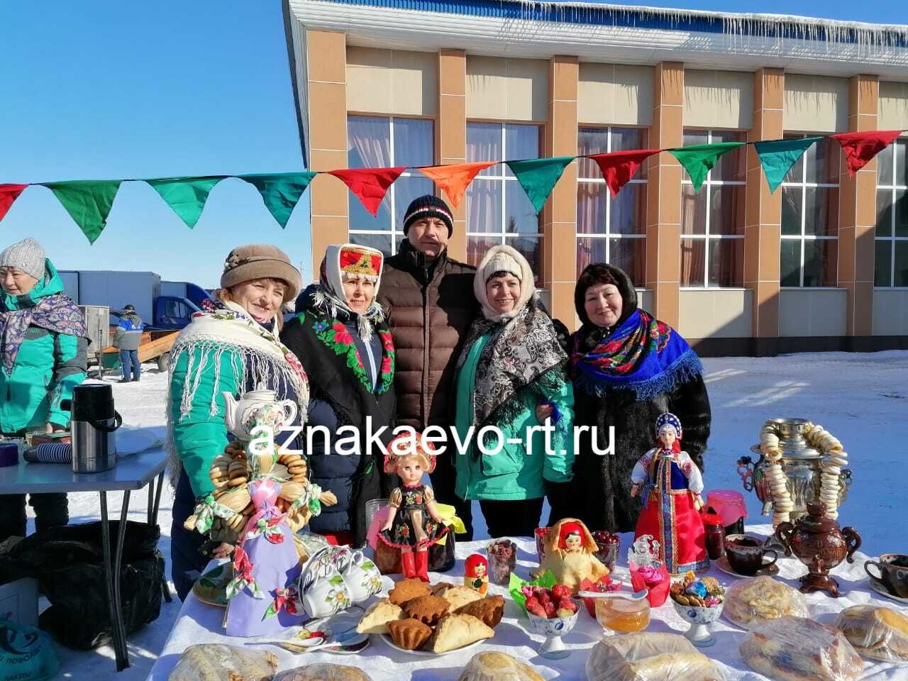 В Азнакаево отпраздновали Масленицу