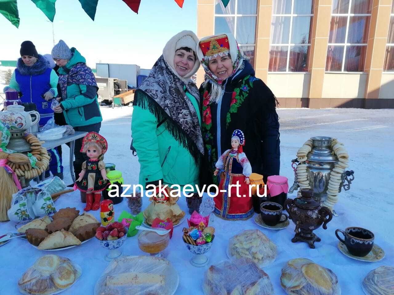 В Азнакаево отпраздновали Масленицу