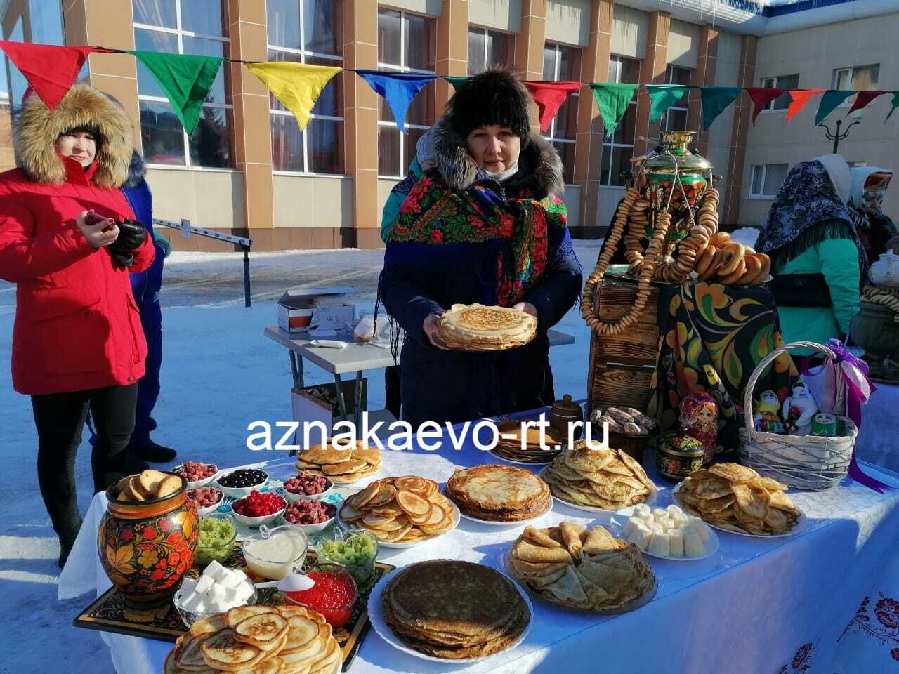 В Азнакаево отпраздновали Масленицу