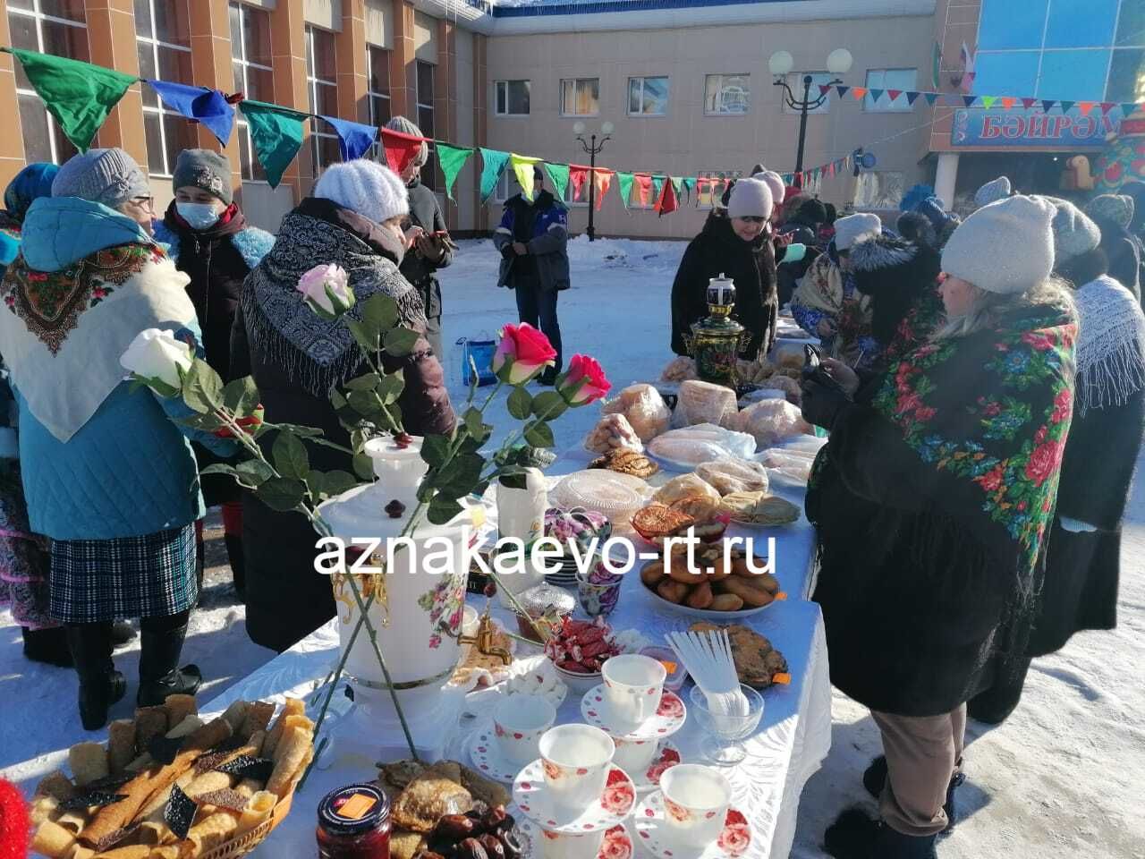 В Азнакаево отпраздновали Масленицу