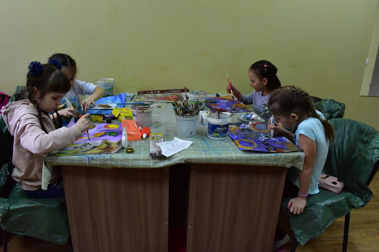 В Культурном центре Азнакаево дети окунулись в мир космоса