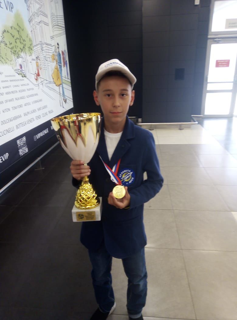 Азнакаевский хоккеист Салават Нафиков – лучший защитник международного турнира!