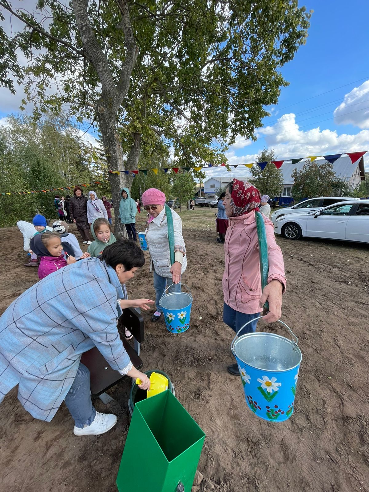 В деревне Агирово Азнакаевского района открылась детская площадка