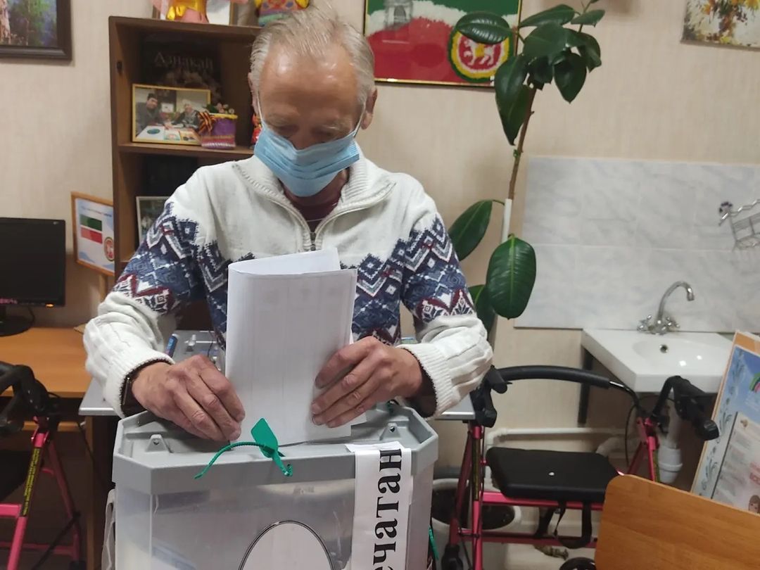 Жители Азнакаевского дома-интерната проголосовали активно