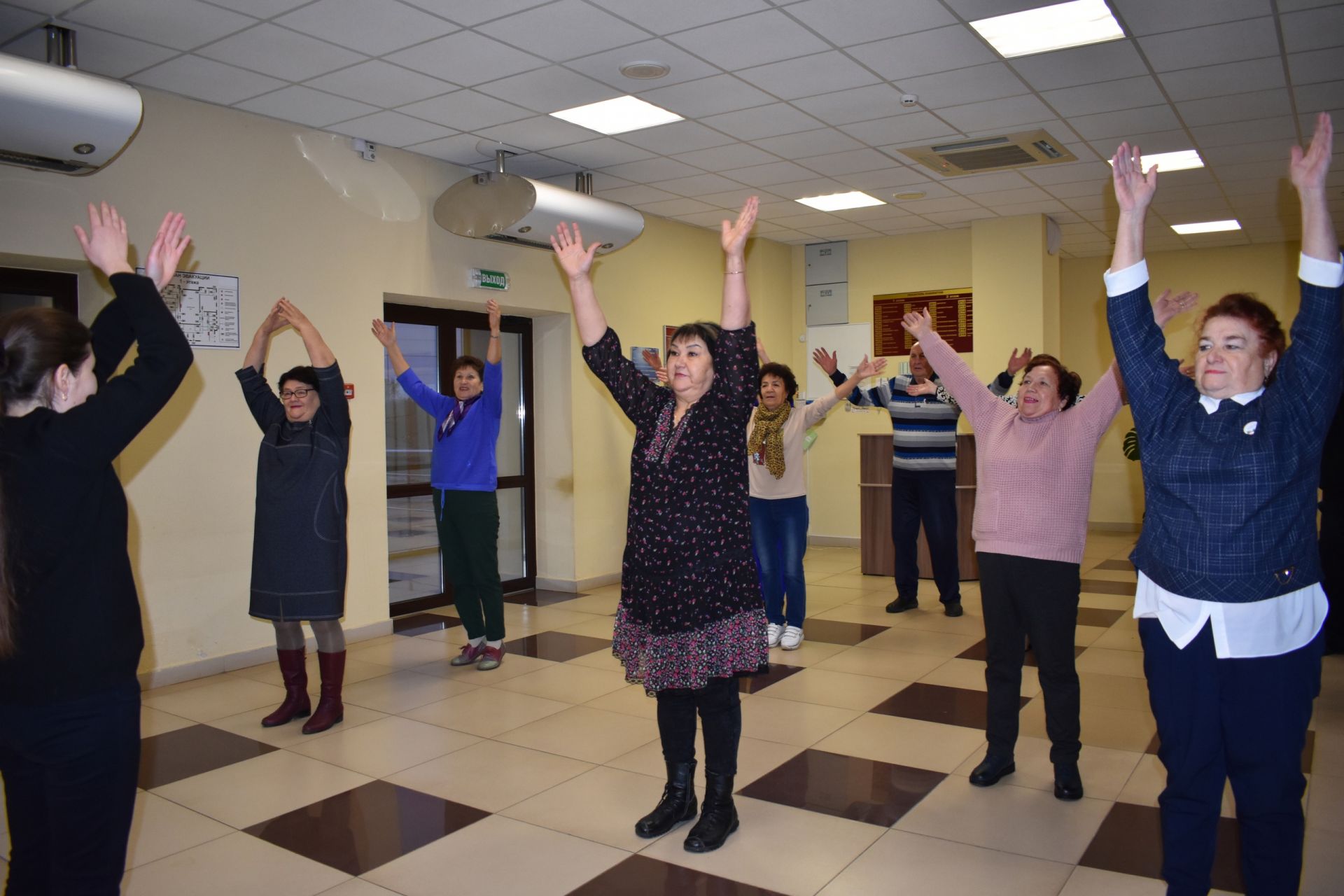 Азнакаевцы присоединились к Всероссийской акции «10 000 шагов к жизни»