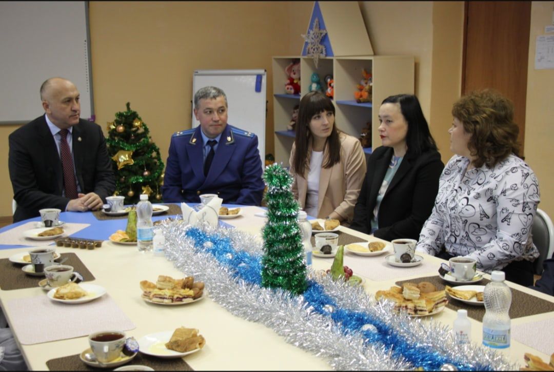 В Азнакаево проходят антикоррупционные мероприятия