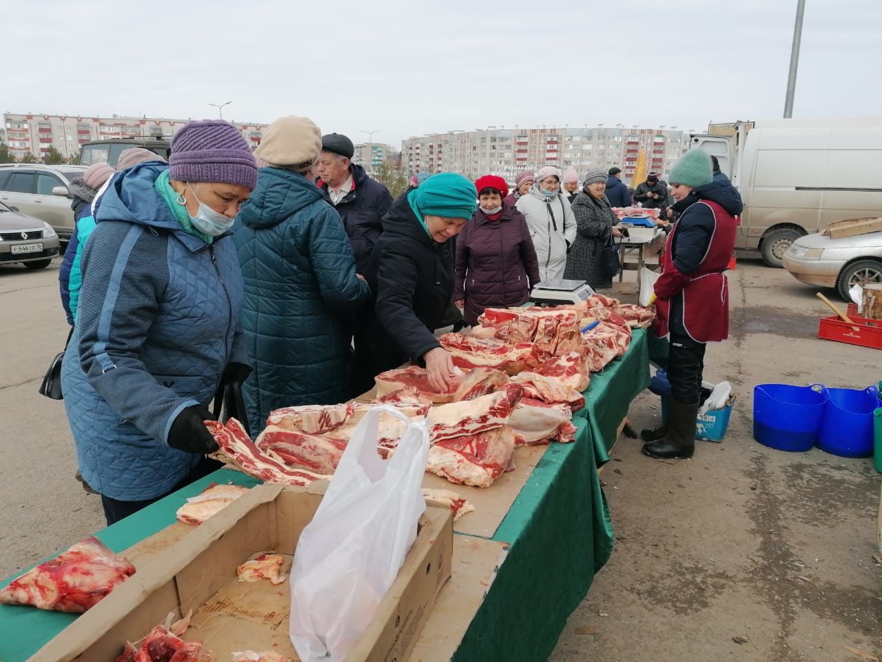 В Азнакаево продолжаются сельскохозяйственные ярмарки