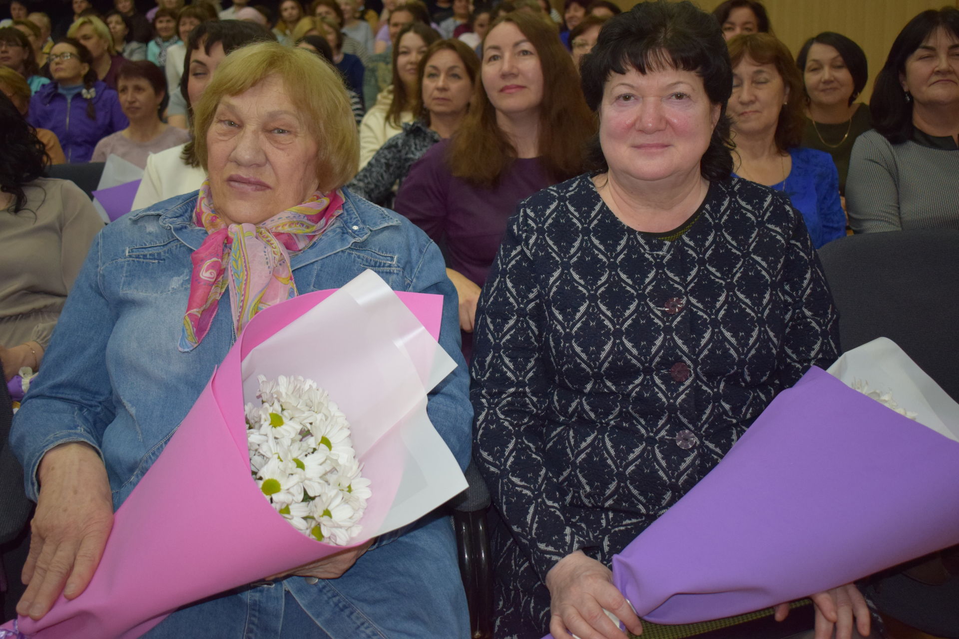 В Азнакаево отметили День медицинских сестер