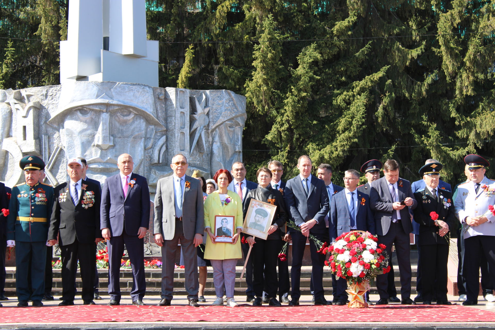 Җиңү көнендә Азнакайда «Үлемсез полк» маршы узды