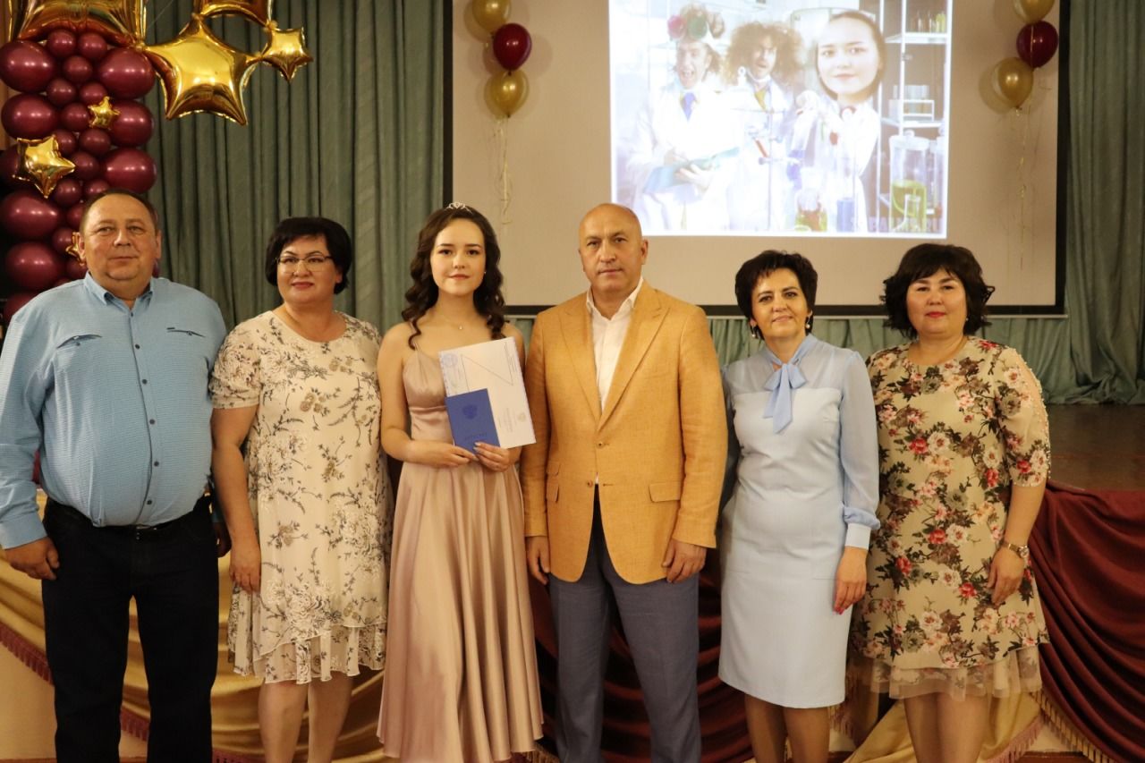 Азнакаевскую школу №7 оканчивают 37 учеников