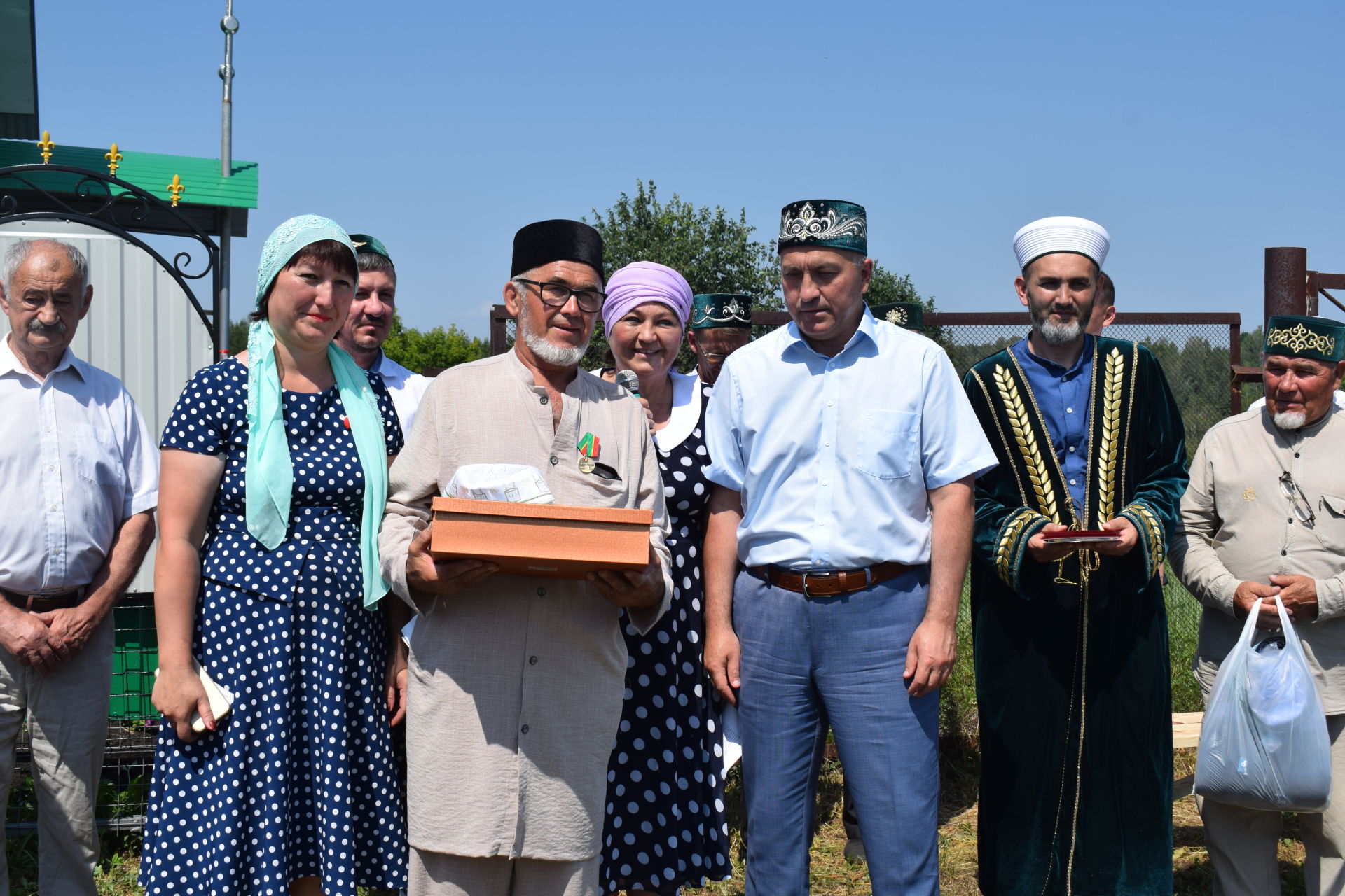 Азнакай районында яңа мәчет сафка басты