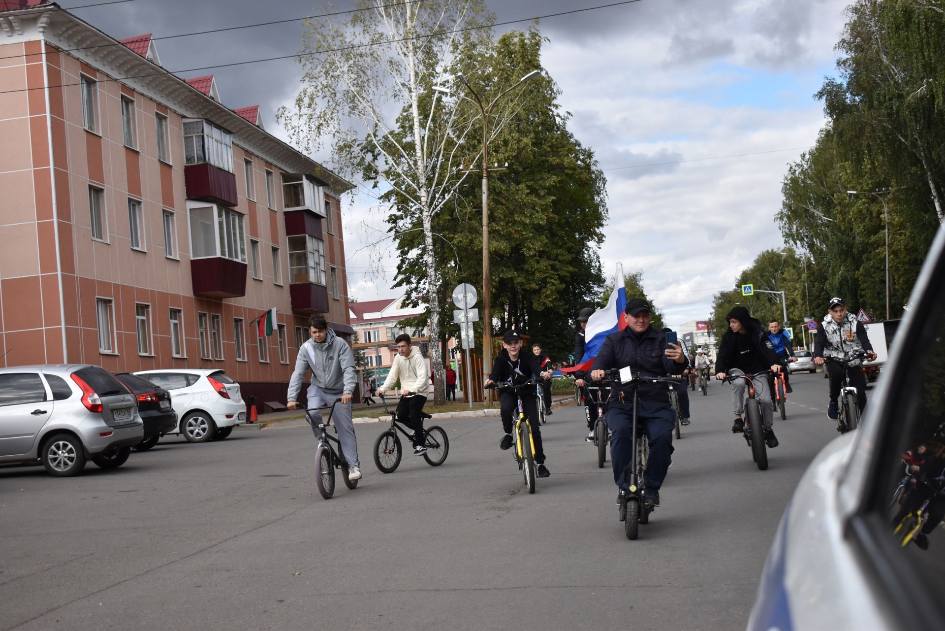 В Азнакаево состоялся велопробег «Молодежь против экстремизма»