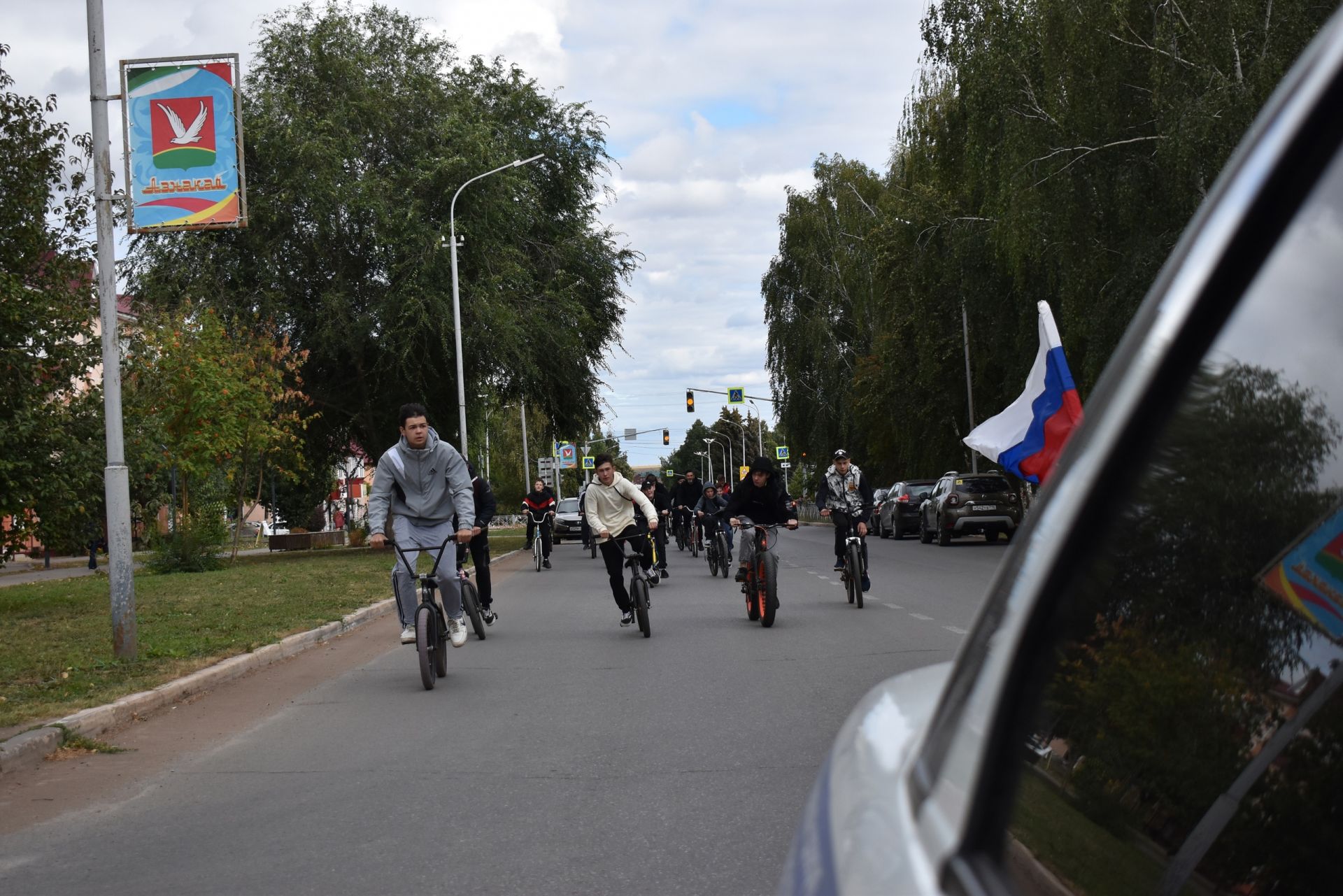 В Азнакаево состоялся велопробег «Молодежь против экстремизма»