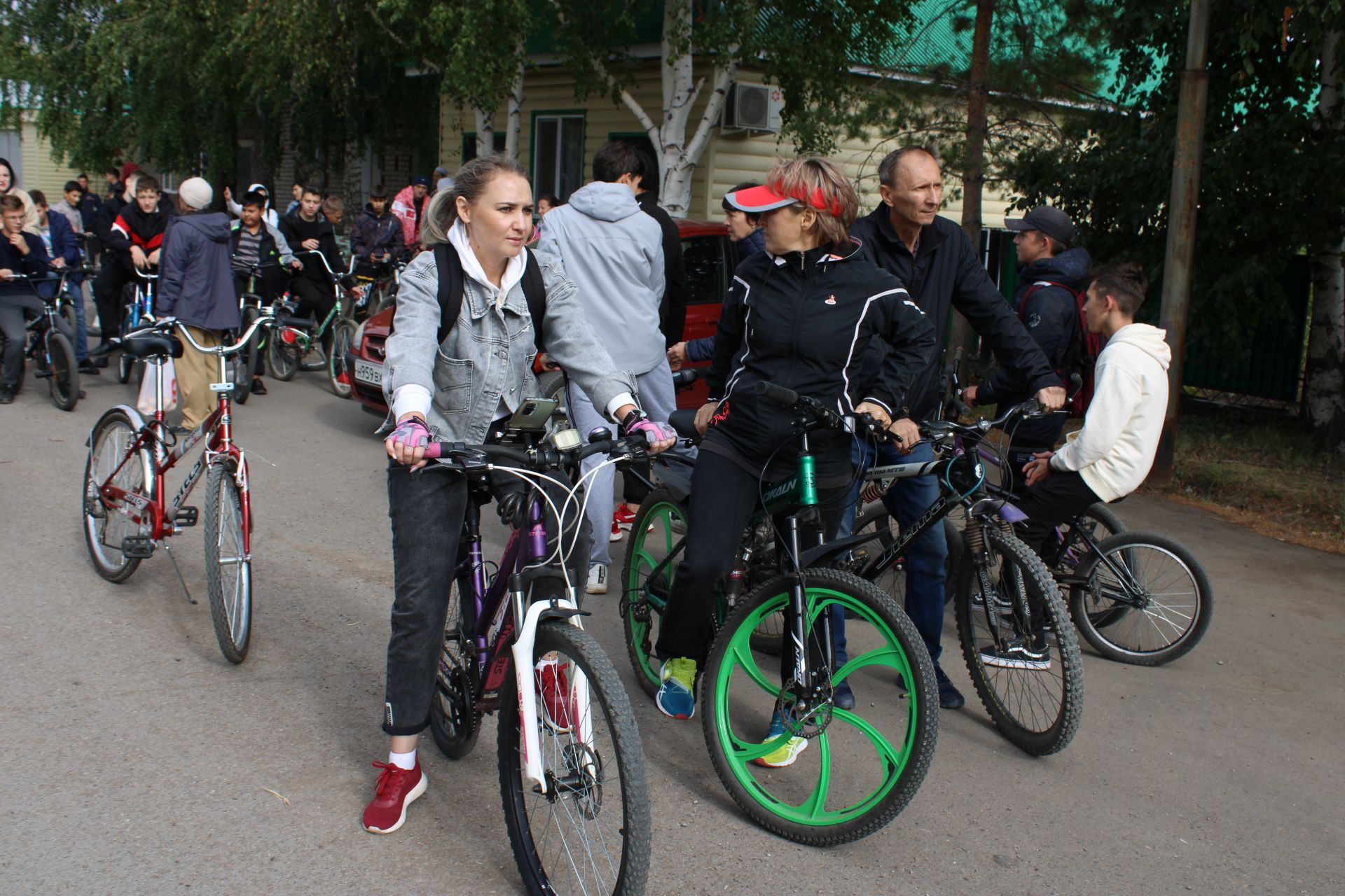 В Азнакаево состоялся велопробег «Молодежь против экстремизма»