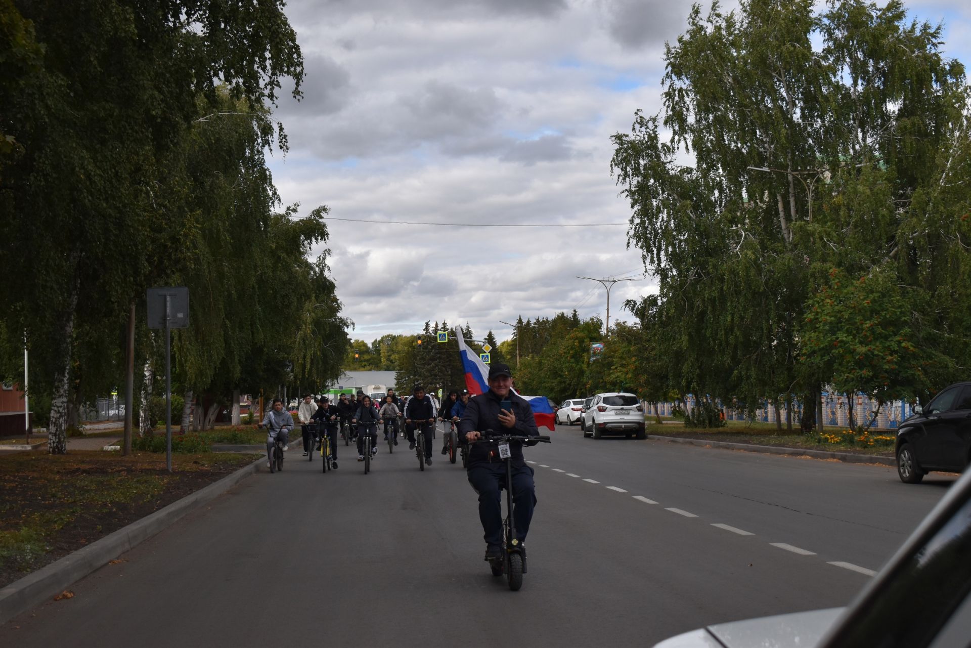 В Азнакаево состоялся велопробег «Молодежь против экстремизма»