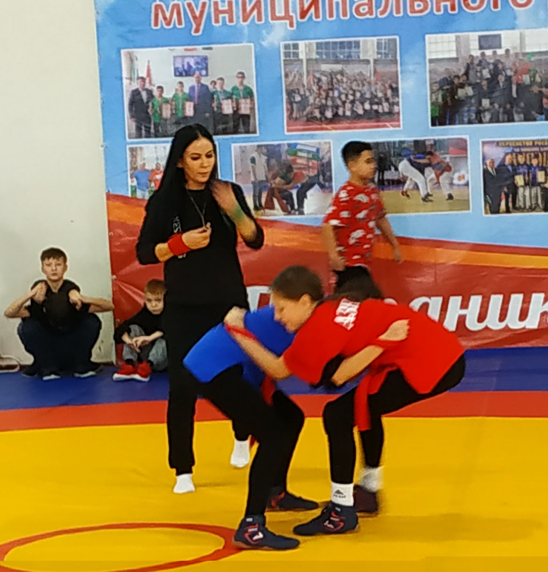 Азнакайда көрәш буенча район турниры үтте