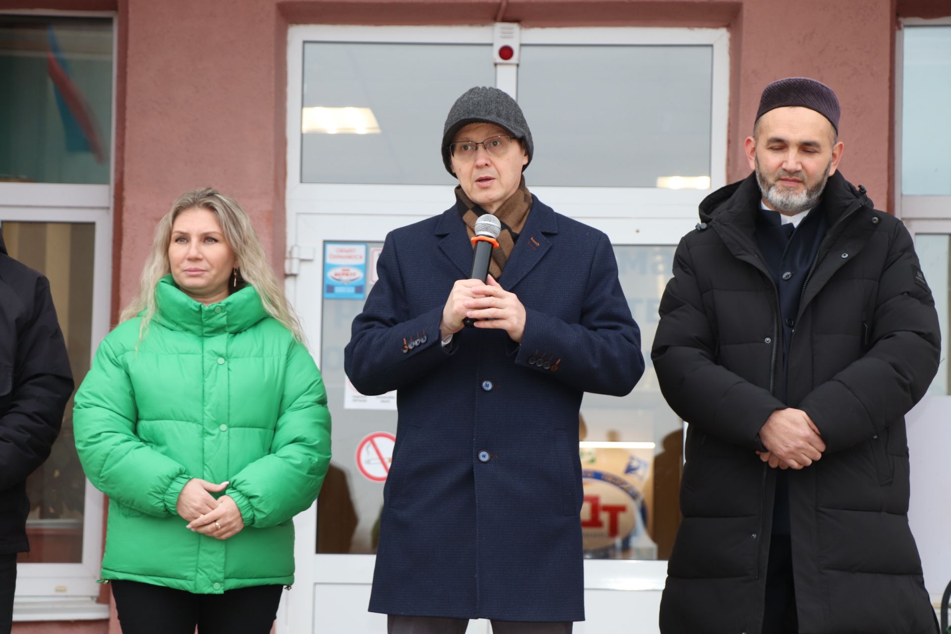 Азнакайда юл-транспорт һәлакәтләре корбаннарын искә алу көненә багышланган акция үткәрелде