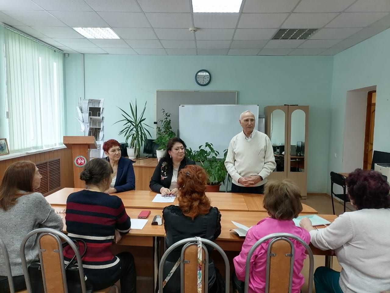 Старшее поколение  г.Азнакаево в «цифре»