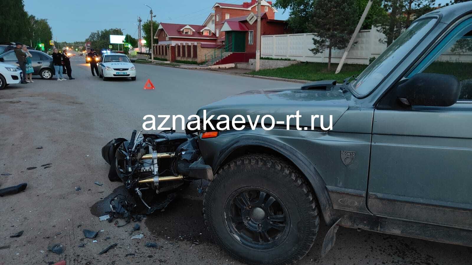 В Азнакаево случилось дорожно-транспортное происшествие с участием мотоциклиста