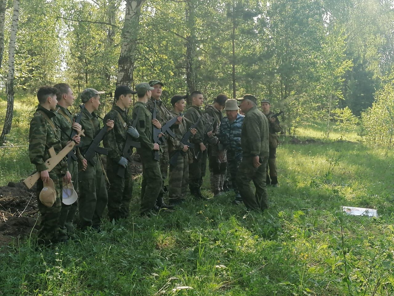 У азнакаевских школьников проходят учебно-полевые сборы