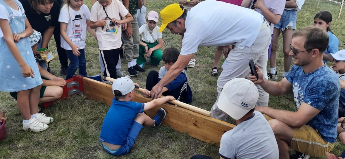 В селе Тумутук прошел Сабантуй