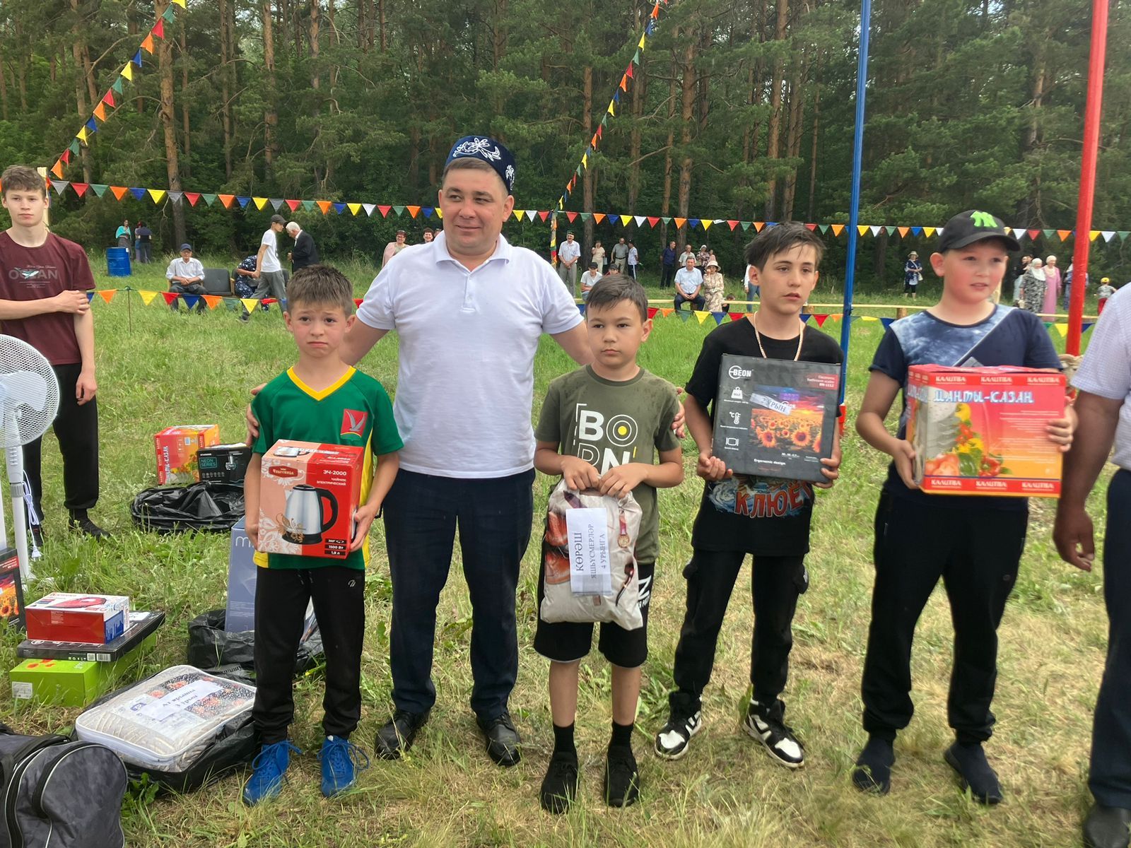 На Карамалинском Сабантуе состоялись конные скачки